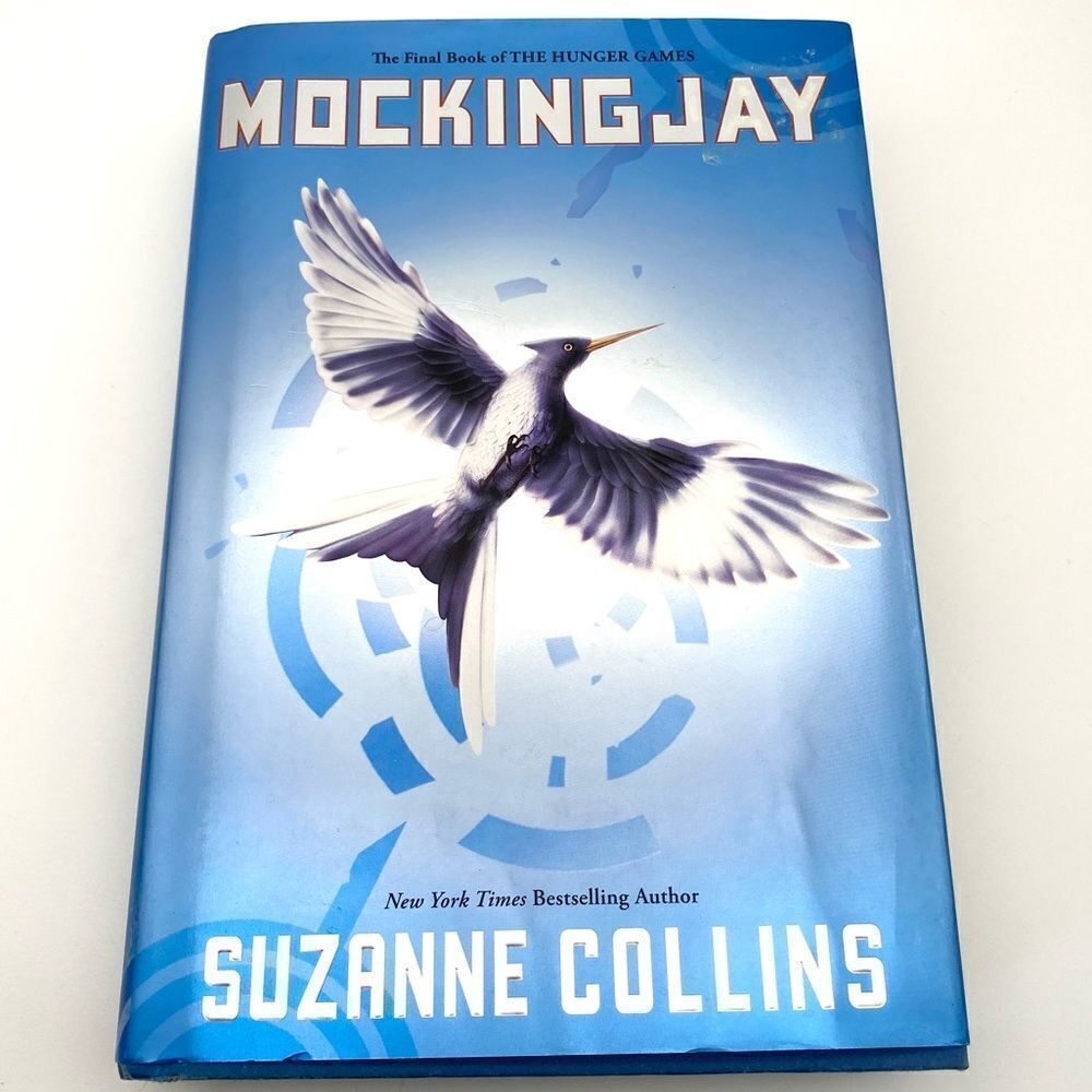 Mockingjay by Suzanne Collins Hard Cover 1st Edition Hunger Games Trilogy‎